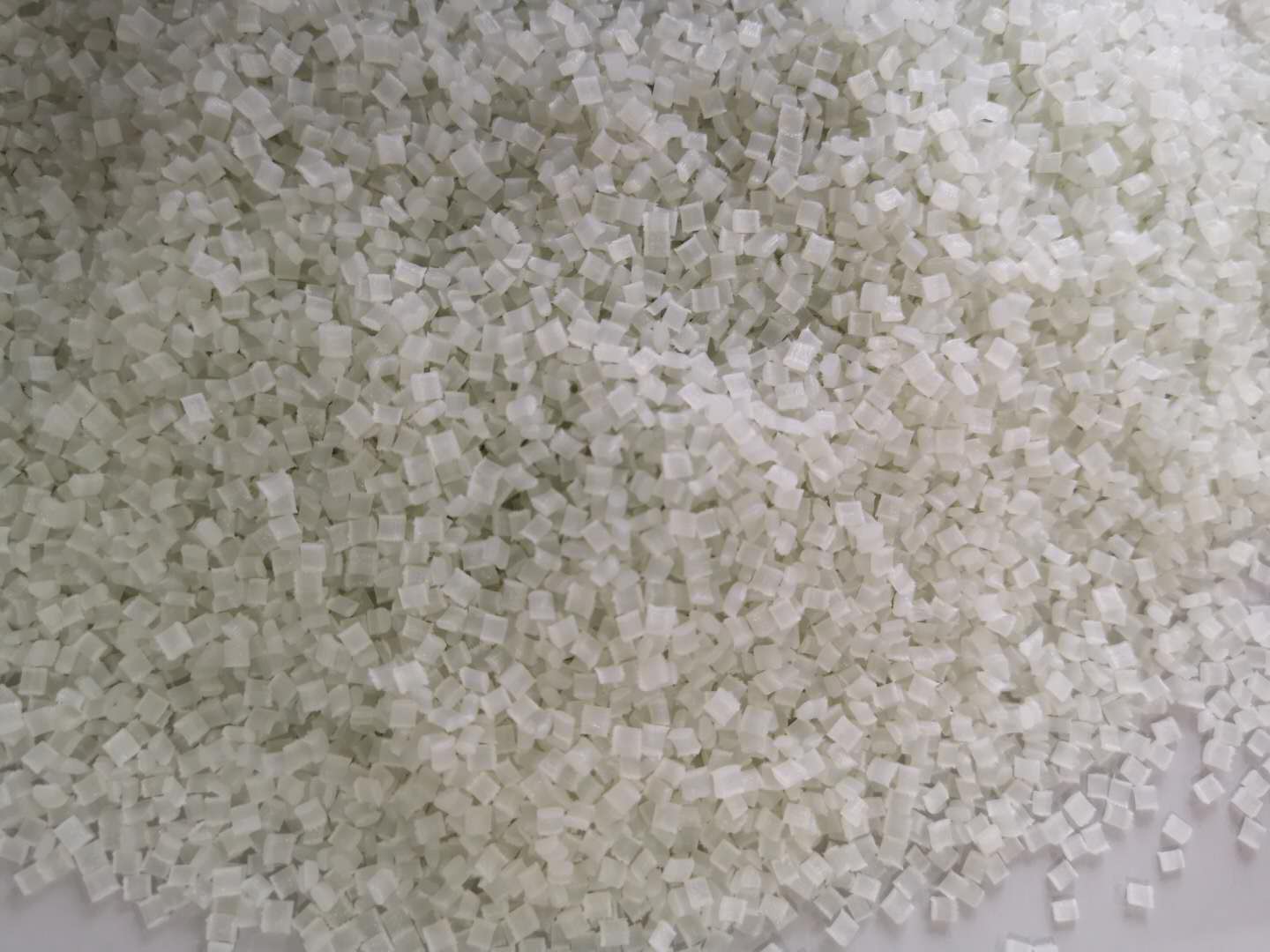 尼龍PA610,PA612等原料澆注系統(tǒng)的組成
